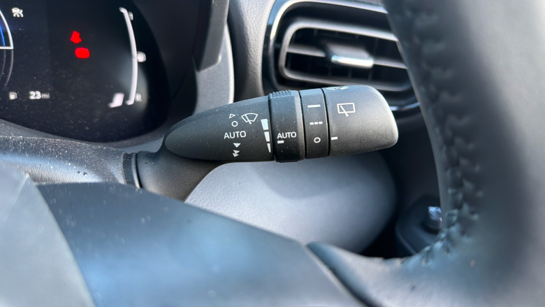 Toyota Yaris Cross 1.5 Hybrid Design 5dr CVT Hybrid Estate